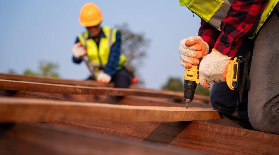 Expert Emergency Roof Repairs services in Saratoga, TX